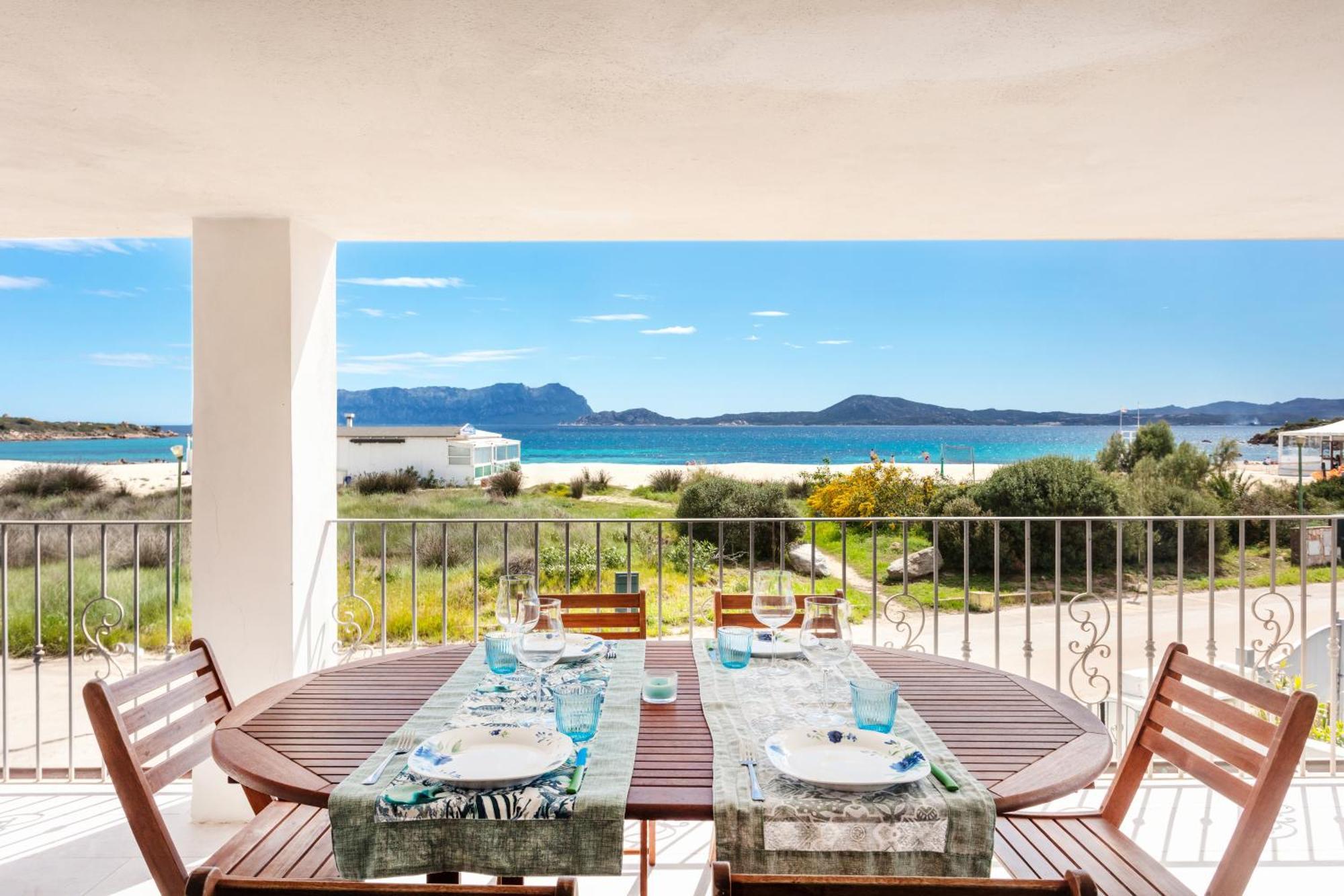 Vista Mozzafiato Fronte Mare Olbia